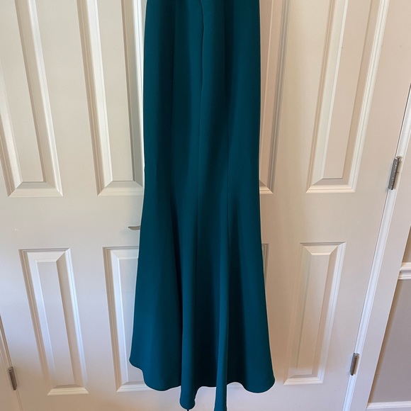 Aqua fluted crepe gown - halter low back sleeveless gown from Bloomingdale’s - Picture 6 of 14